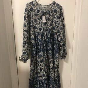 Floral Long Sleeve Dress in Blue and White
